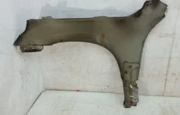 Крылья для Suzuki Grand Vitara 2015 года на фотографиях