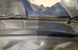 Фара правая для Mercedes-Benz M class 2009 года на фотографиях