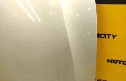 Капот для BMW 5er 2006 года на фотографиях