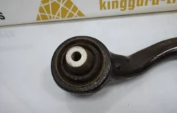 Качающийся рычаг правый для BMW X5 на фотографиях