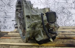 Привод передний левый для Toyota RAV4 2018 года на фотографиях