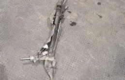 Рулевая рейка для Ford Focus 2004 года на фотографиях