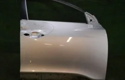 Дверь передняя правая для Hyundai ix35 2010 года на фотографиях