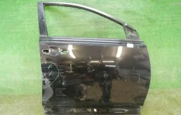 Дверь передняя правая для Toyota RAV4 2014 года на фотографиях