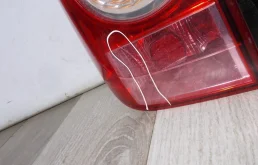 Фонарь левый для Renault Duster 2014 года на фотографиях