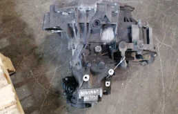 АКПП для Skoda Octavia 1997 года на фотографиях