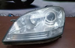 Фара левая для Mercedes-Benz M class 2007 года на фотографиях