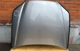 Капот для Subaru Legacy 2008 года на фотографиях