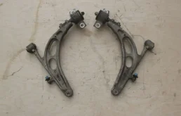 Рычаг передний правый нижний для Subaru Forester на фотографиях