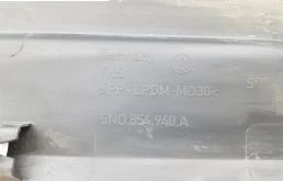 Накладка двери передней правой для Volkswagen Tiguan 2013 года на фотографиях