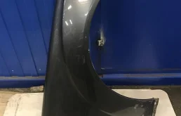 Крыло правое для Mercedes-Benz S class 2009 года на фотографиях