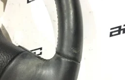 Руль для Volkswagen Passat 2007 года на фотографиях