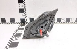 Зеркало боковое правое для Toyota RAV4 2014 года на фотографиях