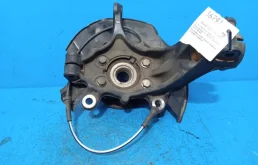 Кулак поворотный левый для Nissan Qashqai 2017 года на фотографиях