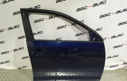 Дверь передняя правая для Volkswagen Jetta 2009 года на фотографиях