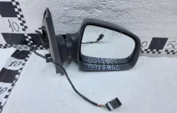 Зеркало боковое правое для Renault Logan 2018 года на фотографиях