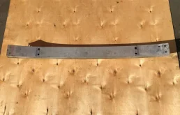 Усилитель заднего бампера для Toyota Avensis 2006 года на фотографиях