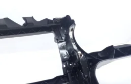 Панель радиатора (телевизор) для Volkswagen Caddy 2008 года на фотографиях