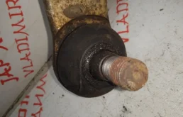 Рычаг передний левый нижний для Nissan X-Trail на фотографиях