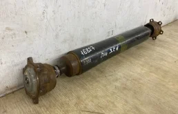 Карданный вал задний для Mitsubishi Pajero 2005 года на фотографиях