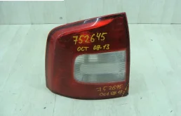 Фонарь левый для Skoda Octavia 2009 года на фотографиях