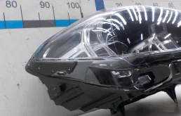 Фара правая для BMW X3 2019 года на фотографиях