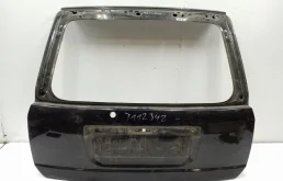Крышка багажника для Nissan X-Trail 2003 года на фотографиях