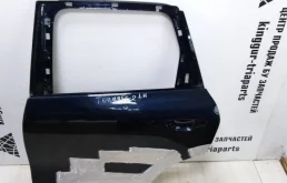 Дверь задняя левая для Volkswagen Touareg 2017 года на фотографиях