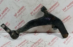 Рычаг передний левый нижний для Nissan Murano 2007 года на фотографиях