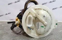 Топливный насос для Volkswagen Passat 2009 года на фотографиях