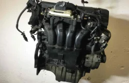 Двигатель без навесного для Opel Astra 2015 года на фотографиях