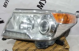 Фара левая для Toyota Land Cruiser 200 2007-2015