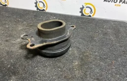 Опора двигателя передняя левая нижняя для Nissan Teana 2010 года на фотографиях