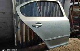 Дверь задняя правая для Skoda Octavia 2012 года на фотографиях