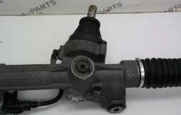 Рулевая рейка для Audi A6 2018 года на фотографиях