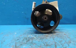 Насос ГУР для Nissan Teana 2010 года на фотографиях