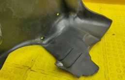 Защита днища для BMW 5er 2006 года на фотографиях