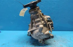 Раздатка для Nissan X-Trail 2014 года на фотографиях