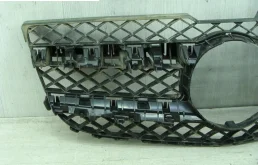 Усилитель переднего бампера для Mercedes-Benz GLK class 2009 года на фотографиях