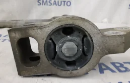 Рычаг передний правый нижний для Volkswagen Tiguan на фотографиях