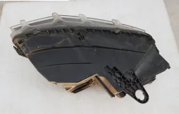 Фара ксенон левая для Skoda Octavia 2004 года на фотографиях