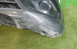 Бампер передний для Mercedes-Benz V class 2018 года на фотографиях