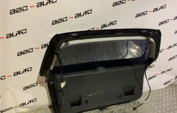 Дверь багажника для Volkswagen Passat 2010 года на фотографиях