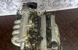 Двигатель для Mazda Familia 2003 года на фотографиях