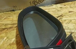 Зеркало боковое правое для Opel Astra 2015 года на фотографиях