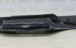 Кожух замка капота для Skoda Octavia на фотографиях