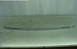 Накладка заднего бампера правая для Volkswagen Touareg 2007 года на фотографиях