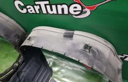 Подкрылок передний правый для Mercedes-Benz S class 1996 года на фотографиях