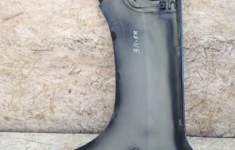 Крылья для Toyota Land Cruiser 2008 года на фотографиях