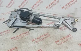 Трапеция стеклоочистителей для Nissan X-Trail 2004 года на фотографиях